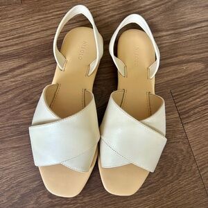 Nisolo All-Day Cross Strap Sandal Bone (size 8.5)